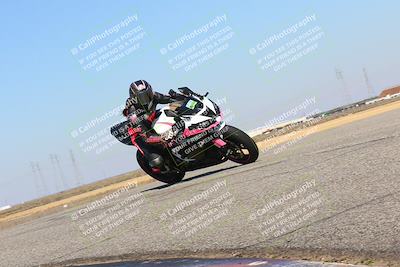 media/Mar-07-2022-Fun Track Dayz (Mon) [[9cc4a7dca7]]/Novice Group/145pm (Grapevine)/